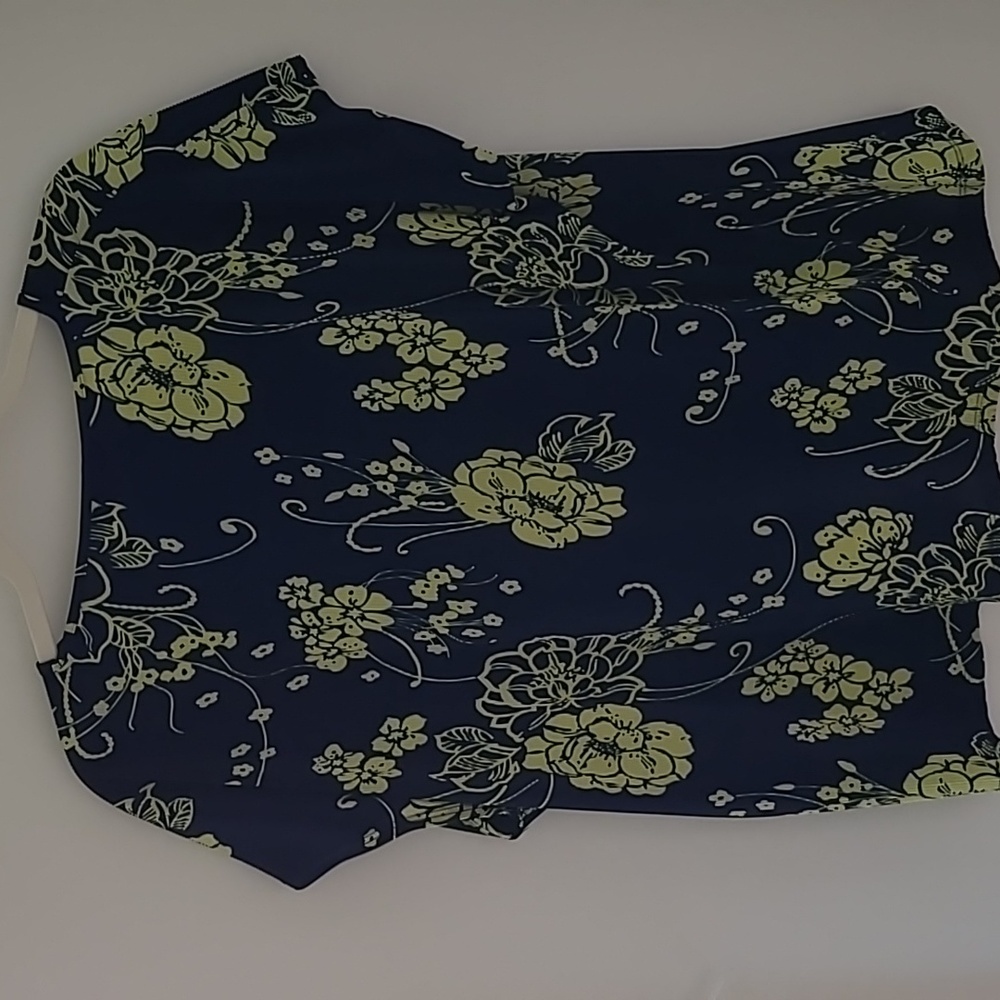 Blouse - Picture 3 of 3